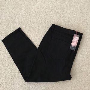 Laurie Felt black 5 pocket "Silky Center Sean Ankl